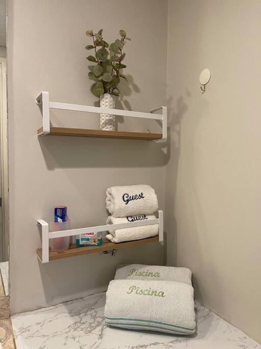 Flat Moema Com Varanda,lazer,servicos E Vaga Apartamento São Paulo